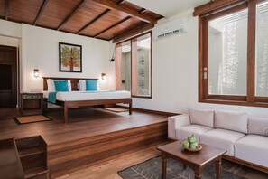 Luxury Villa | Minibar, in-room safe, desk, blackout drapes - Hibiscus Beach Hotel And Villas (Wadduwa)