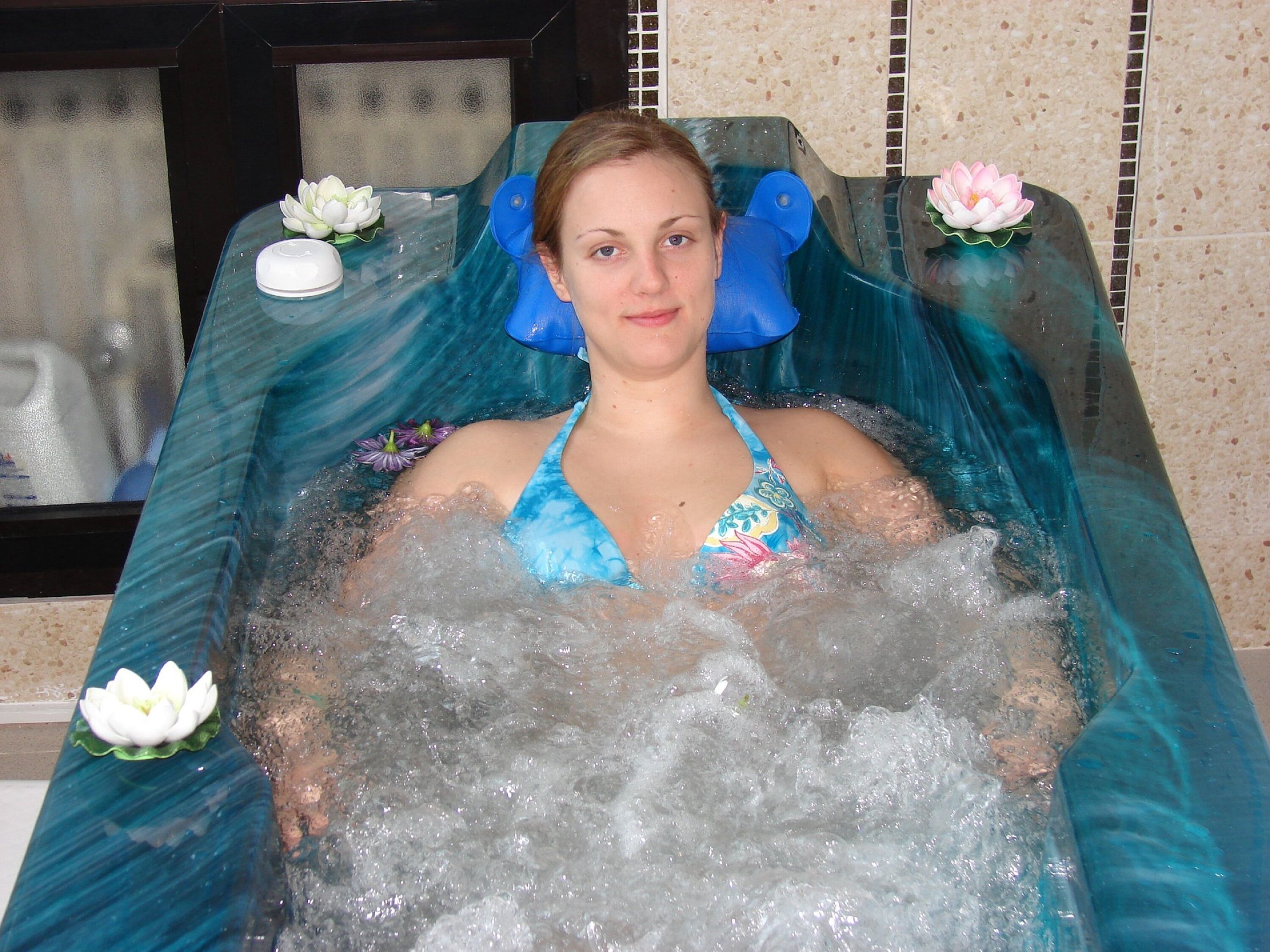 detox wraps, massage/treatment rooms