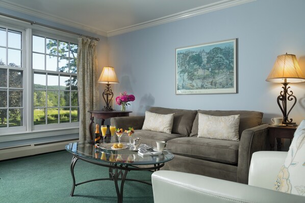 Fireplace Suite | Garden view