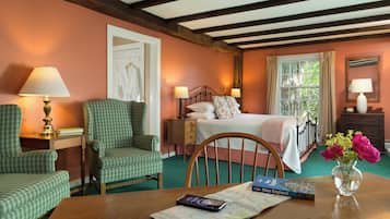 Zimmer, 1 King-Bett | Hochwertige Bettwaren, Pillowtop-Betten, Minibar, Schreibtisch