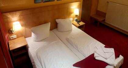 Hotel Adler