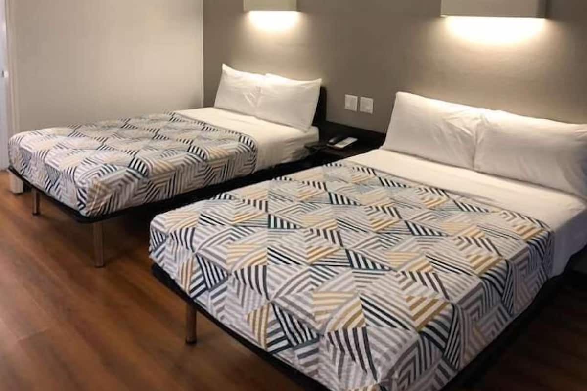 Wifi gratis y ropa de cama