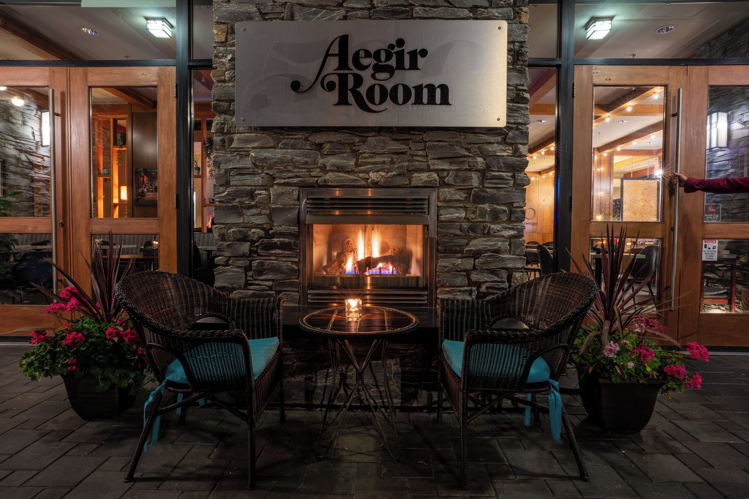 breakfast, lunch, dinner served; garden views