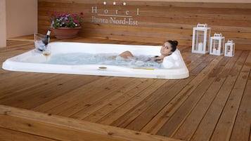 Sun deck