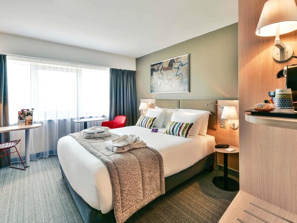 In-room safe, desk, blackout curtains, soundproofing