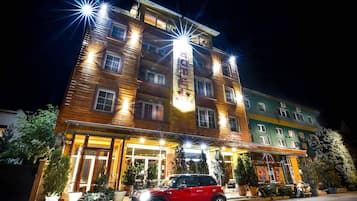 Front of property – evening/night