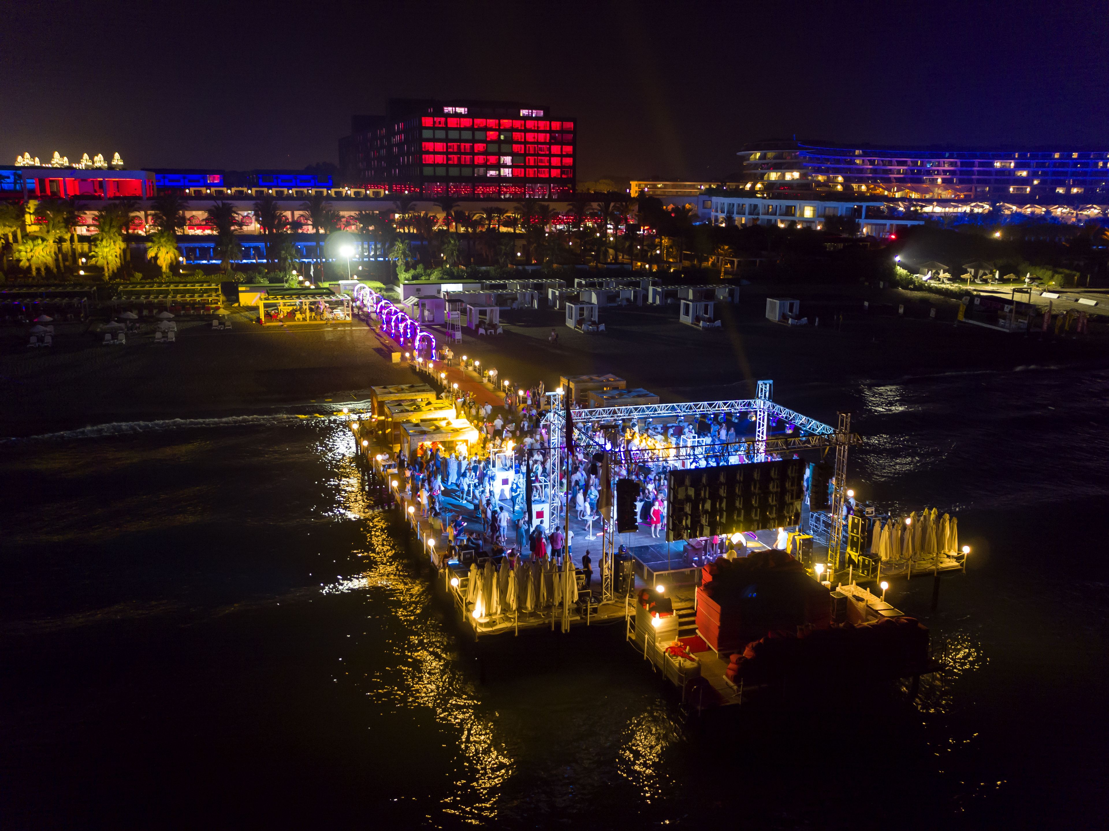 Foto - Adam & Eve - Adult Only