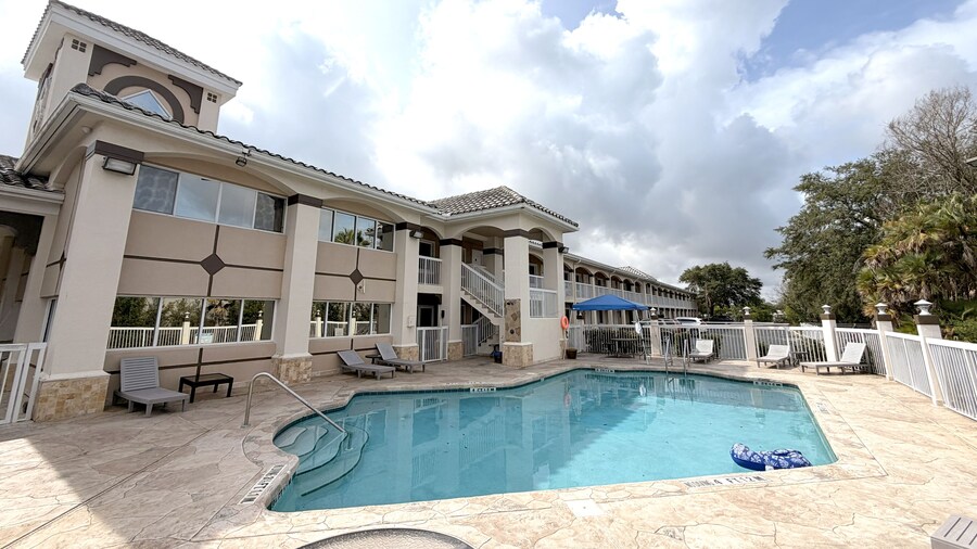 JC Inn