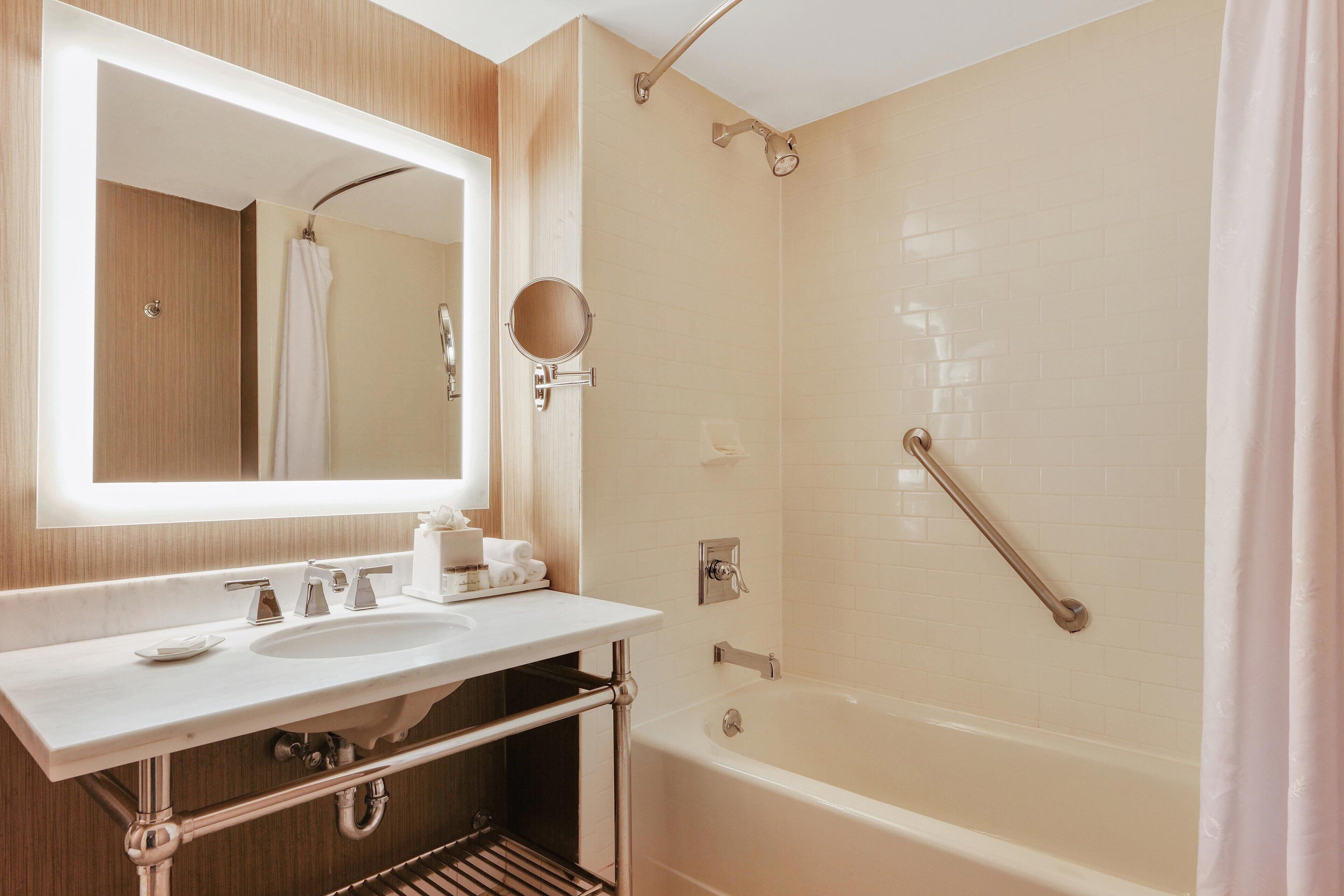 Photo - Sheraton Tarrytown Hotel