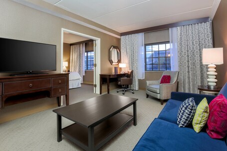 Sheraton Tarrytown Hotel - Image 9