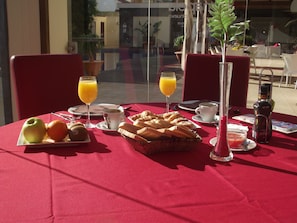 Daily continental breakfast for a fee