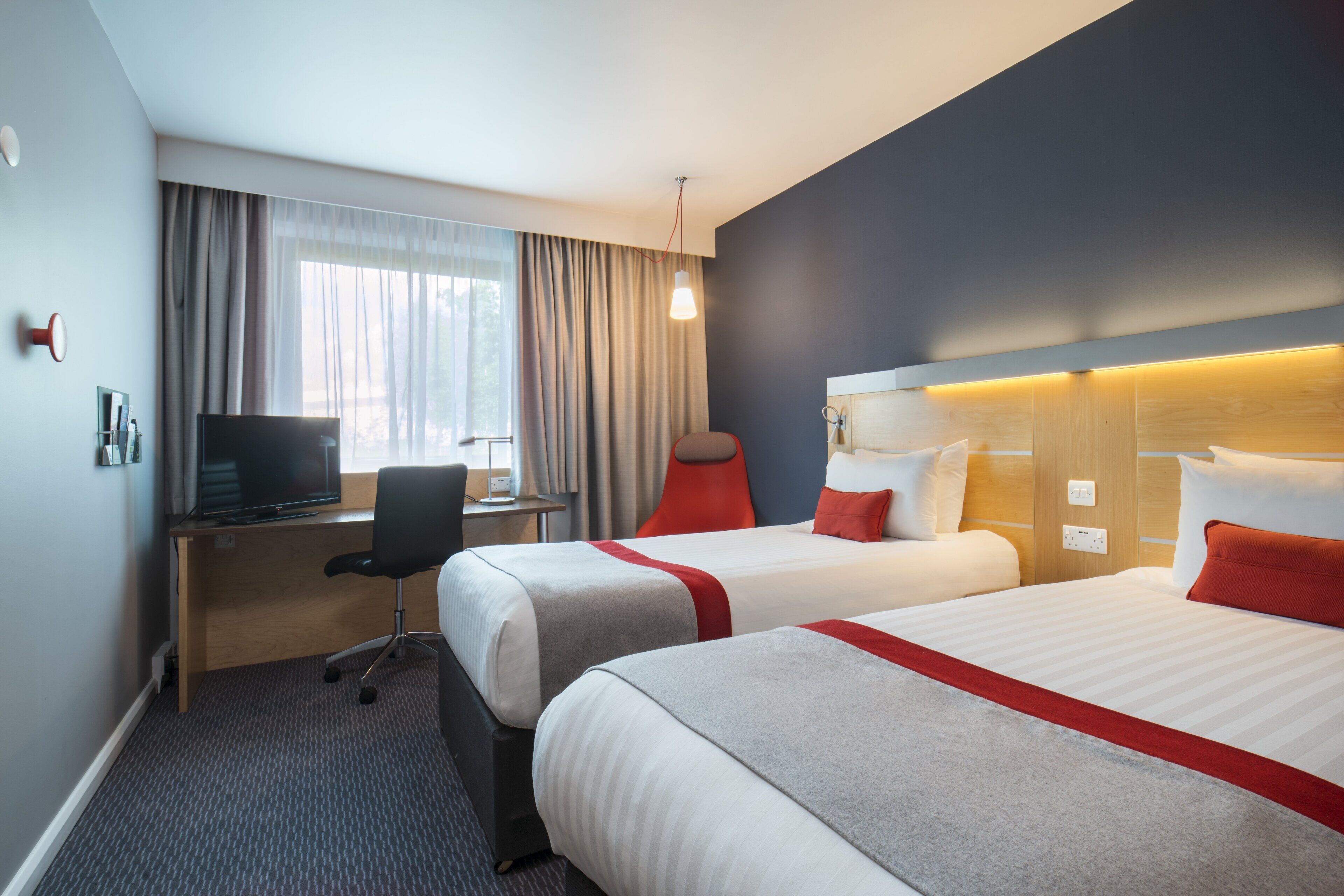 1 bedroom, in-room safe, desk, iron/ironing board