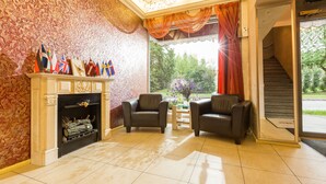 Lobby sitting area - Baltpark (Riga)
