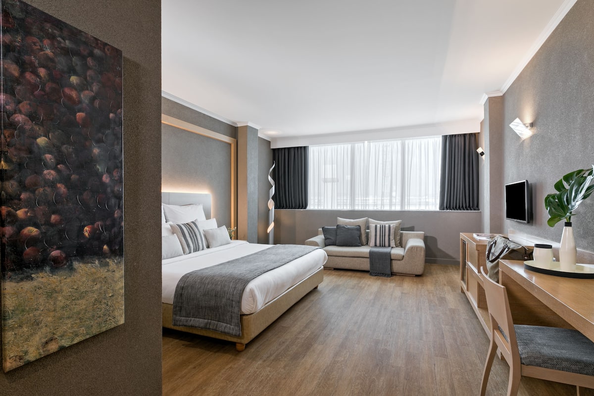 Suite Business | 1 camera, biancheria da letto di alta qualità, minibar