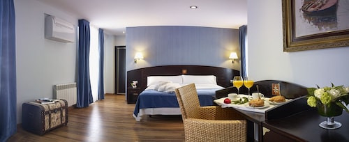 Hotel 40 Nudos