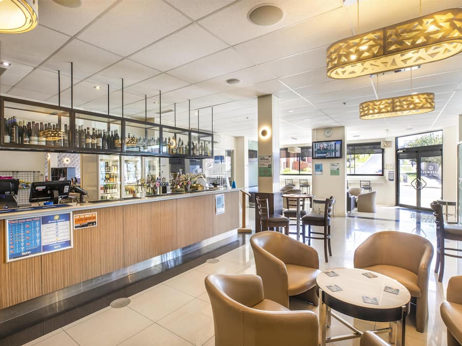 Breakfast, lunch and dinner served