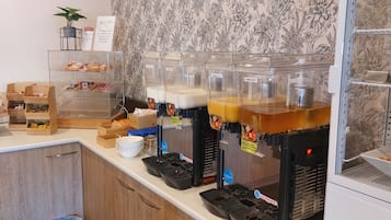 Daily buffet breakfast for a fee