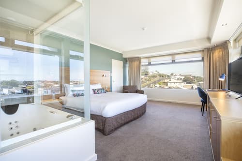In-room safe, iron/ironing board, free WiFi, bed sheets