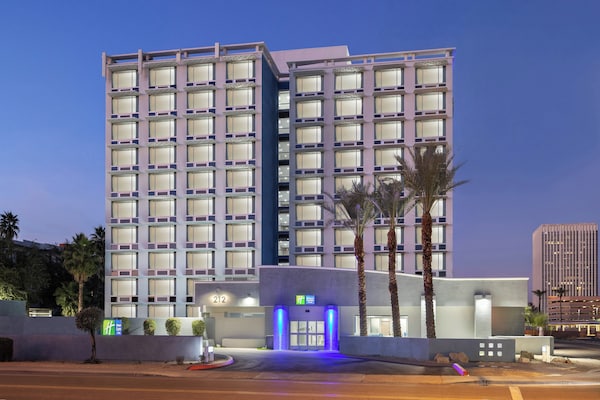 Holiday Inn Express & Suites Phoenix Midtown By Ihg - Phoenix, AZ