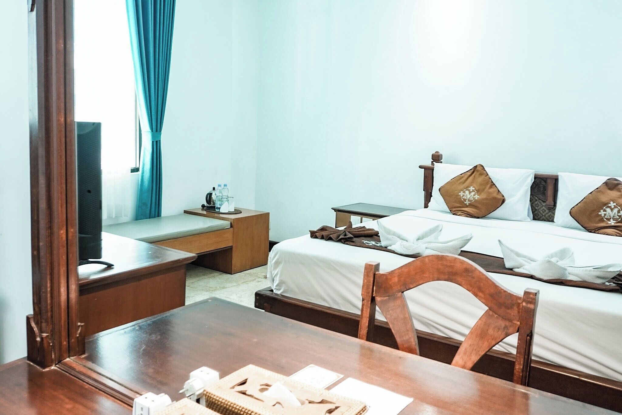 1 habitación, escritorio y sistema de insonorización 