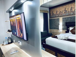 Room - Melasti Kuta Beach Hotel and Spa (Kuta)