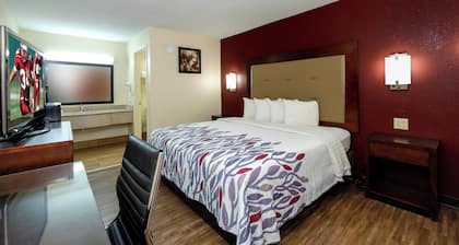 Red Roof Inn Columbus, MS