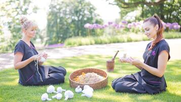 Phòng tắm hơi, bồn tắm thủy lực, phòng xông hơi