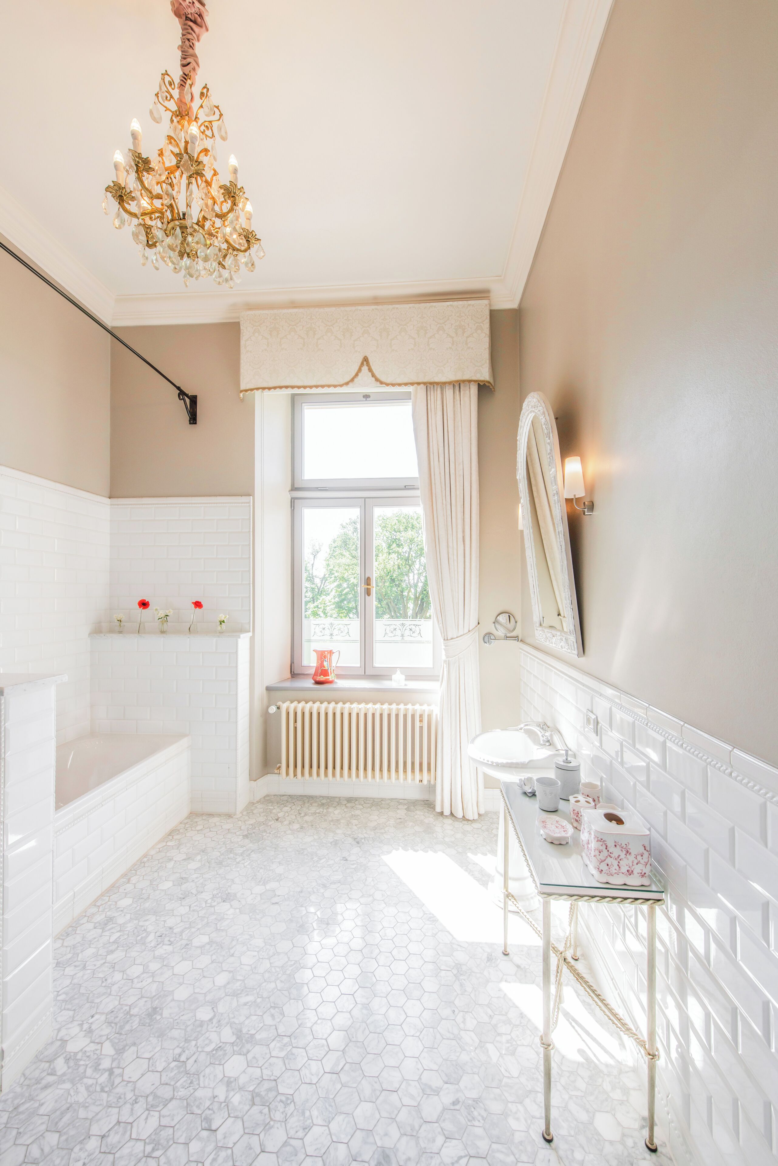 luxury suite | minibar, in-room safe, desk, iron/ironing board