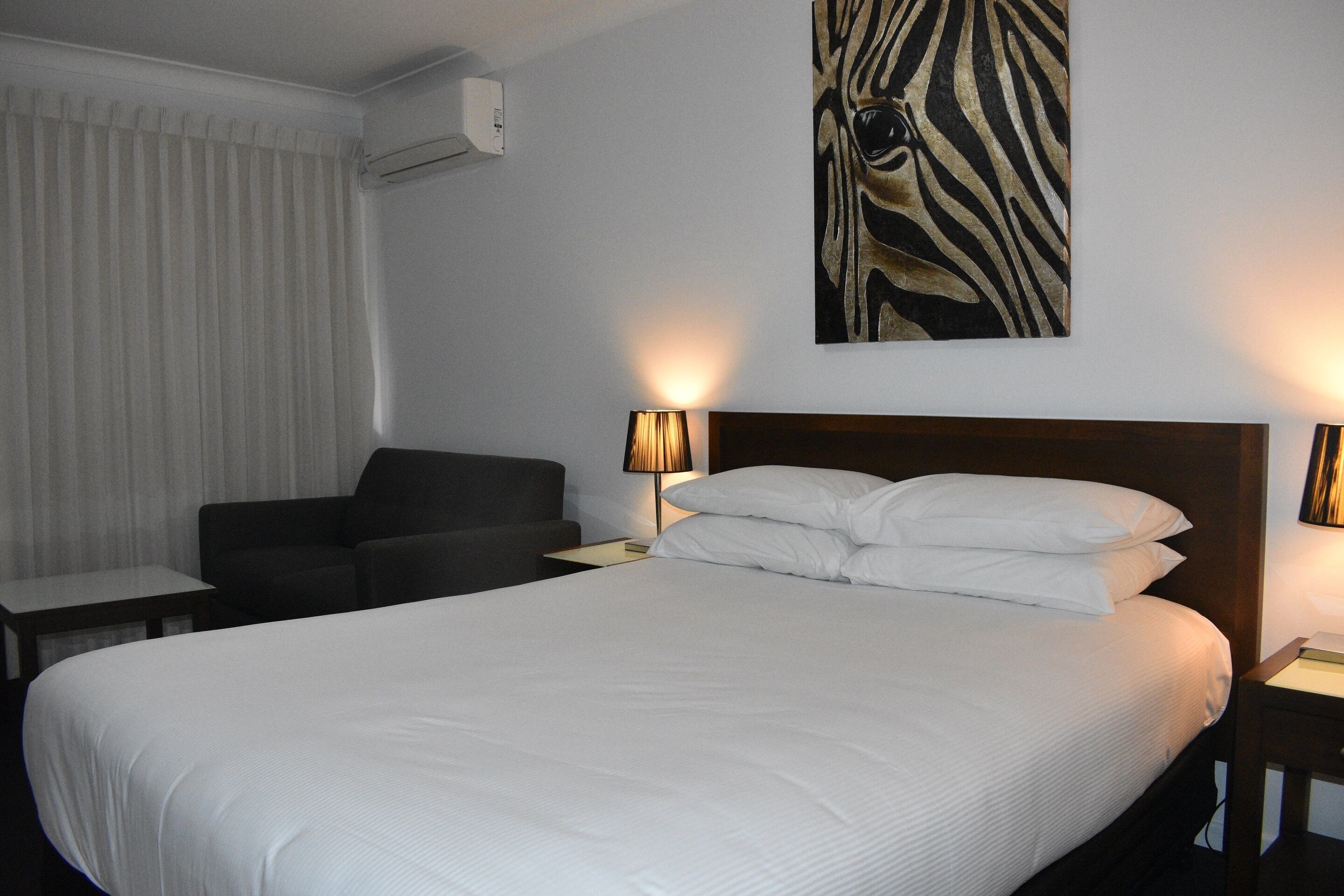 Premium bedding, minibar, in-room safe, desk