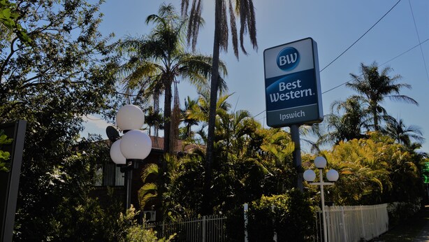 Señal del hotel Best Western en Ipswich.