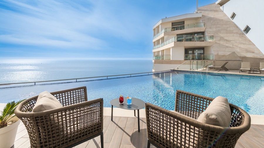 Sesimbra Oceanfront Hotel - Preferred Hotels and Resorts