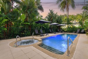 Outdoor pool, pool umbrellas, pool loungers - Port Douglas Apartments - Adults Only Oasis (Port Douglas)