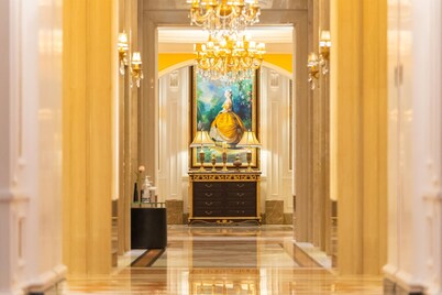 Ramada Plaza Wuhan Optics Valley