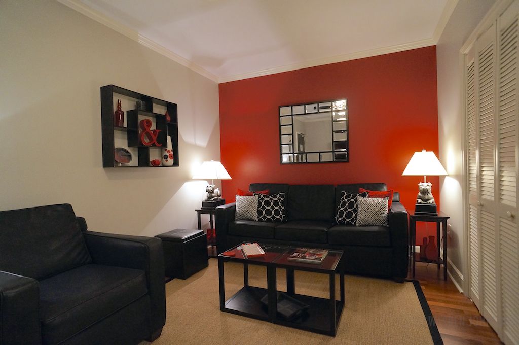 1 bedroom, individually decorated, individually furnished