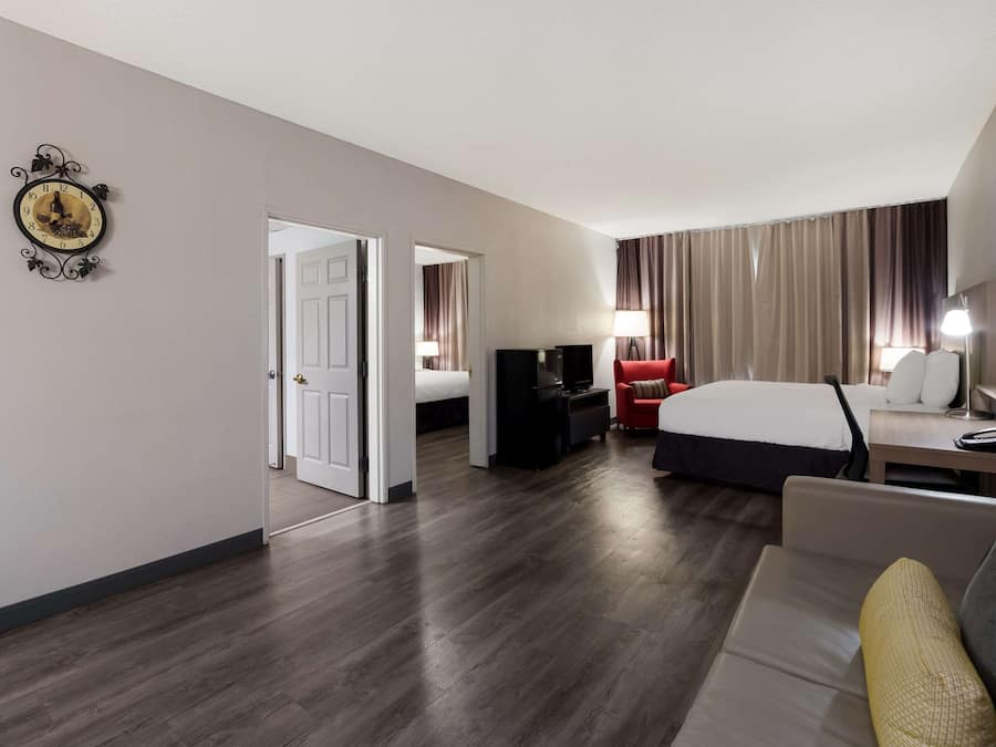 Premium bedding, down duvets, desk, laptop workspace