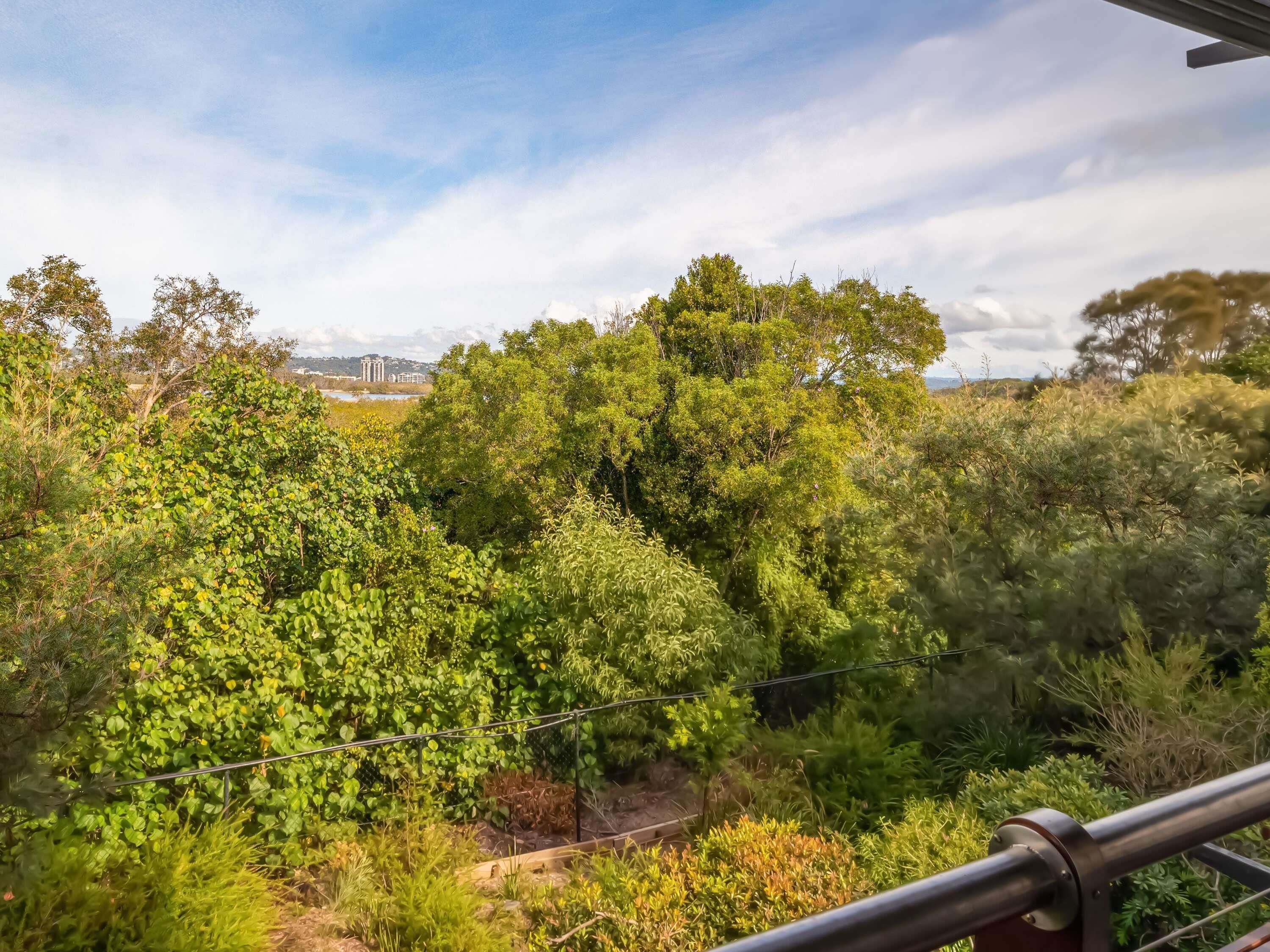 Pemandangan dari bilik