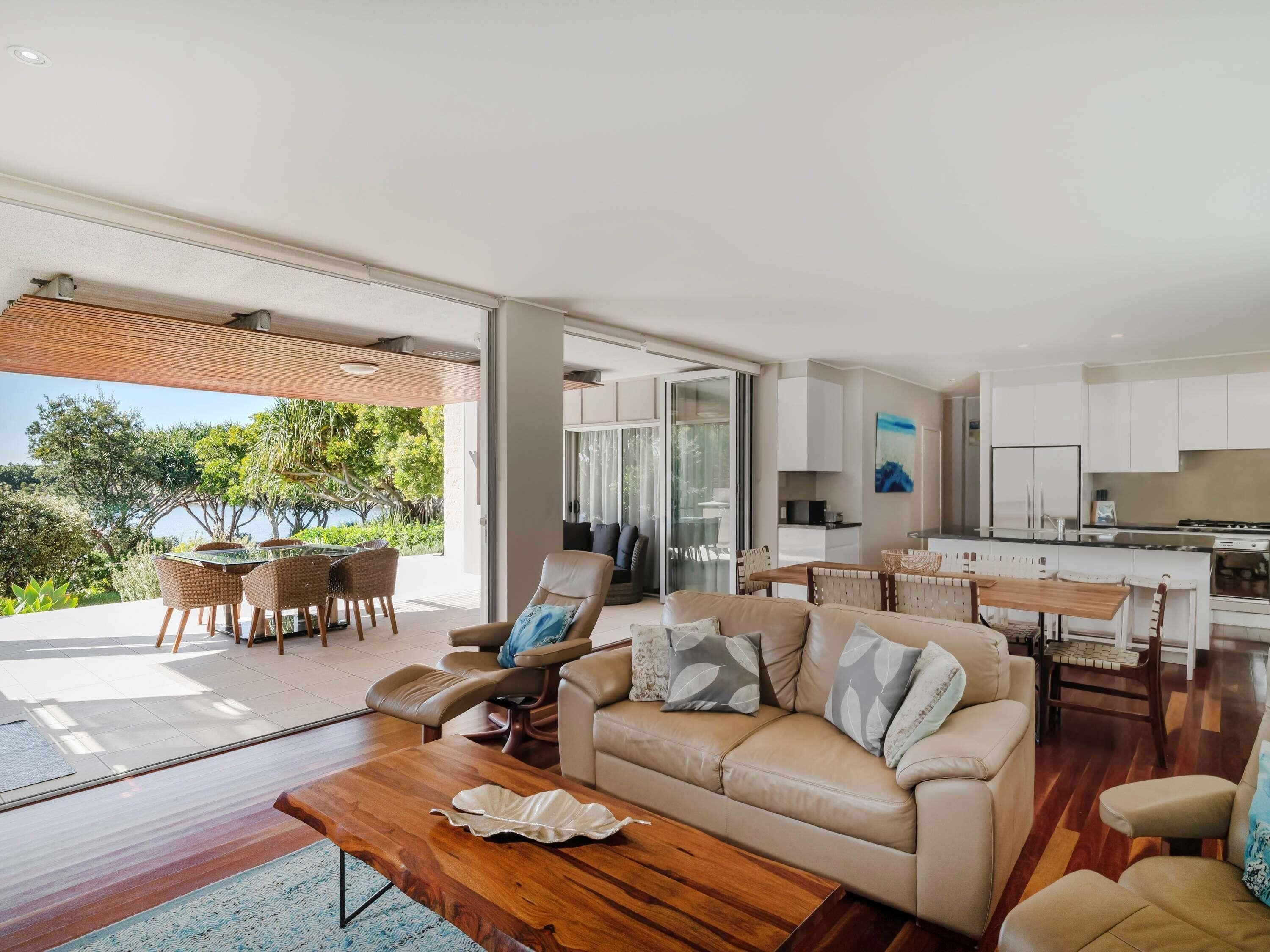 2 Bedroom Lagoon View Apartment