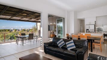 3 Bedroom Lagoon View Apartment | Individually decorated, individually furnished, iron/ironing board