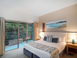 4 Bedroom Beach House | Individually decorated, individually furnished, iron/ironing board