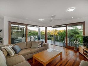 4 Bedroom Beach House | Individually decorated, individually furnished, iron/ironing board - The Sebel Twin Waters (Twin Waters)