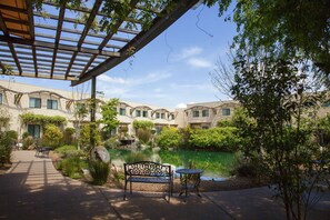Exterior - DoubleTree by Hilton Napa Valley - American Canyon (American Canyon)