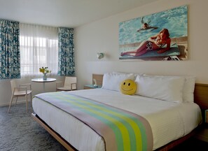 Classic Room, 1 King Bed | Frette Italian sheets, premium bedding, pillowtop beds, in-room safe - Beverly Laurel Hotel at West Hollywood (Los Angeles)