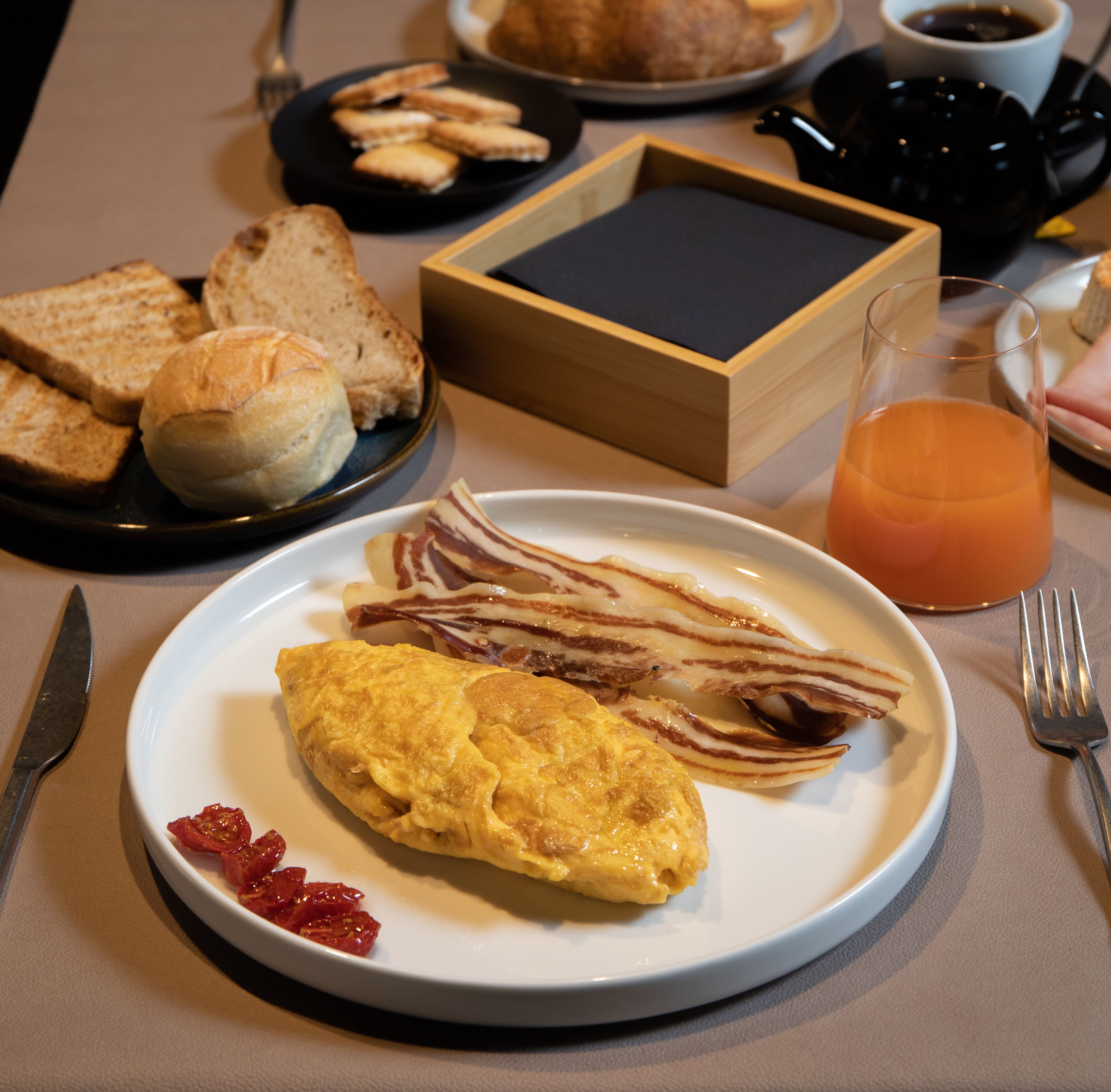 free daily continental breakfast