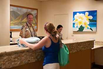 Reception area at Kaanapali Ocean Inn