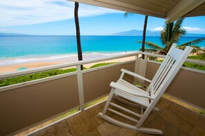 3 Außenpools, Cabañas (gegen Gebühr), Sonnenschirme