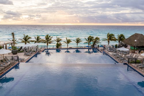 3 outdoor pools, pool cabanas (surcharge), pool umbrellas