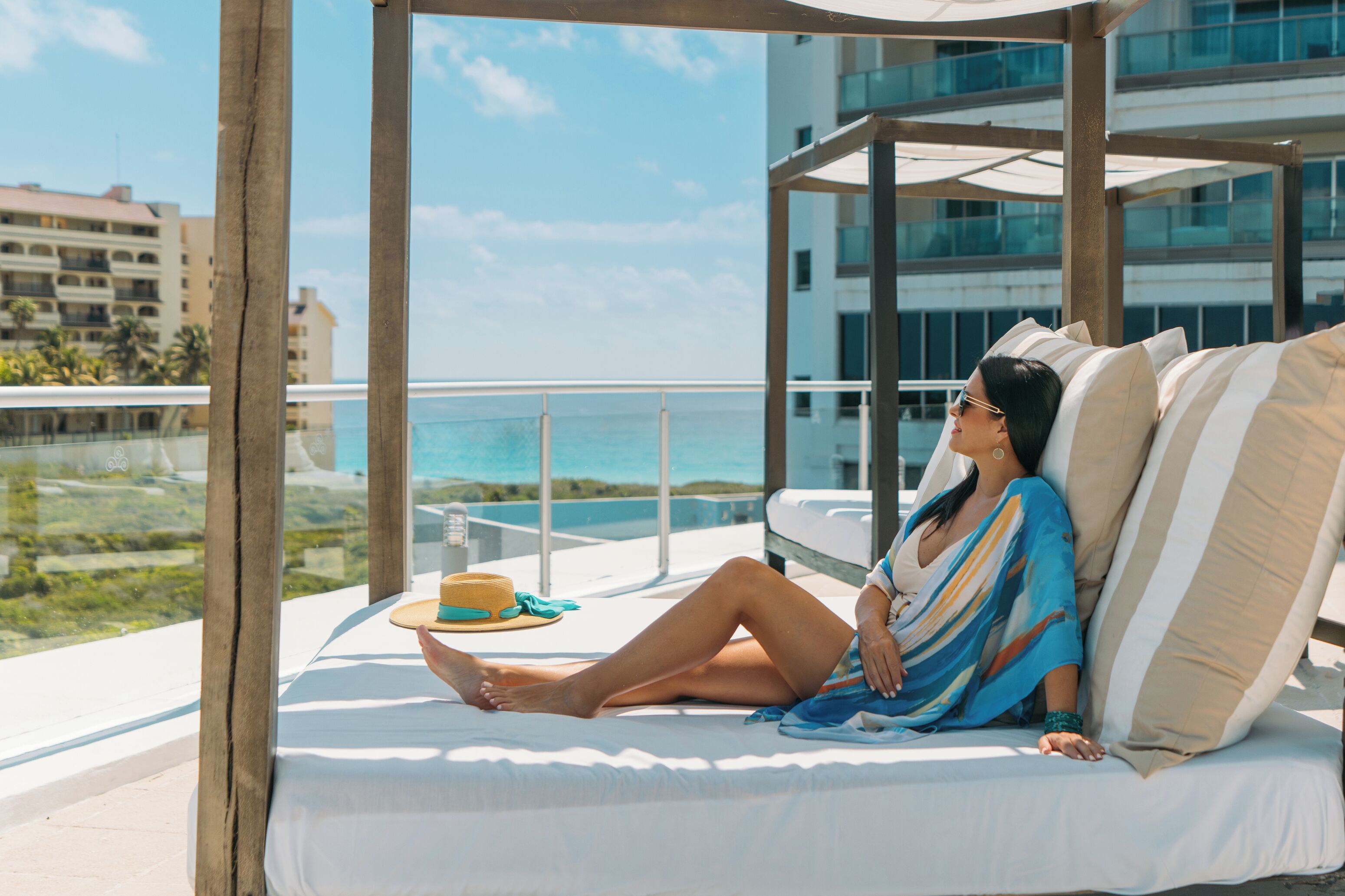 3 albercas al aire libre y camas balinesas (con cargo) 