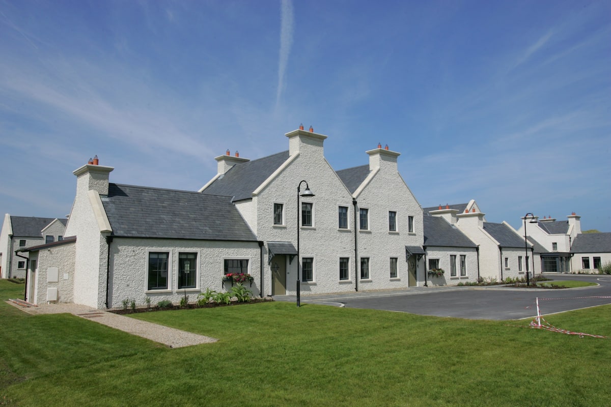 Trump International Golf Links And Hotel Doonbeg Ireland Reviews, Deals ...