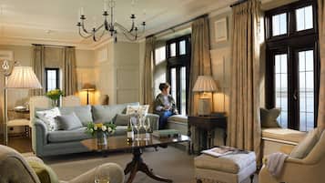 Premier Suite, 4 Bedrooms, Ocean View | 1 bedroom, Egyptian cotton sheets, premium bedding, in-room safe