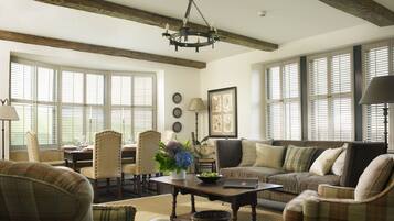 Premier Suite, 3 Bedrooms, Courtyard View | 1 bedroom, Egyptian cotton sheets, premium bedding, in-room safe